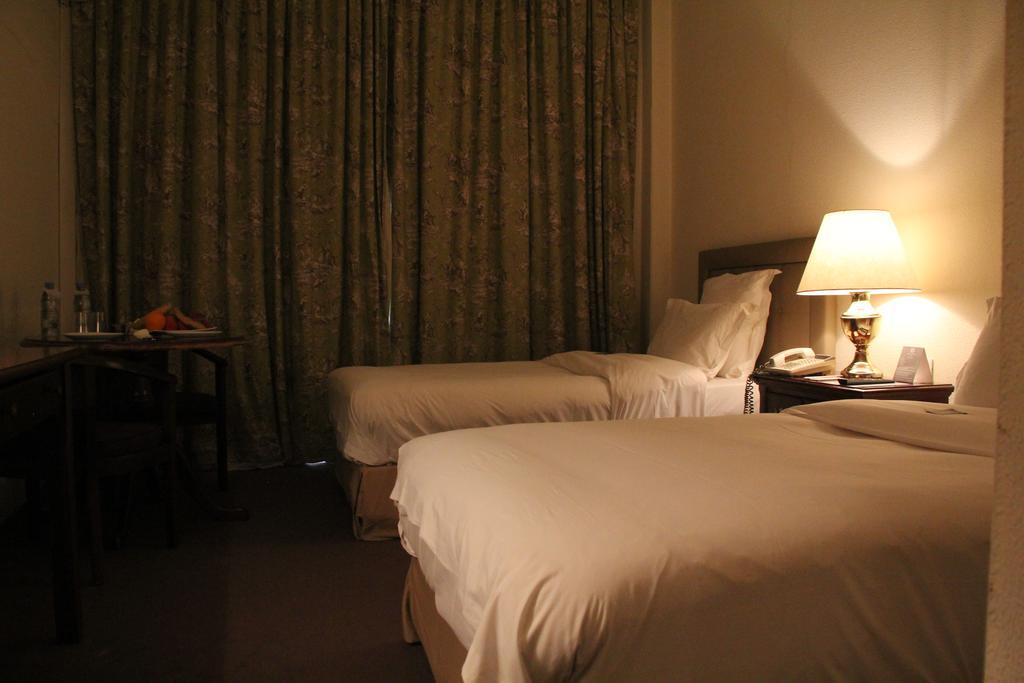 Napoleon Hotel Beiroet Buitenkant foto