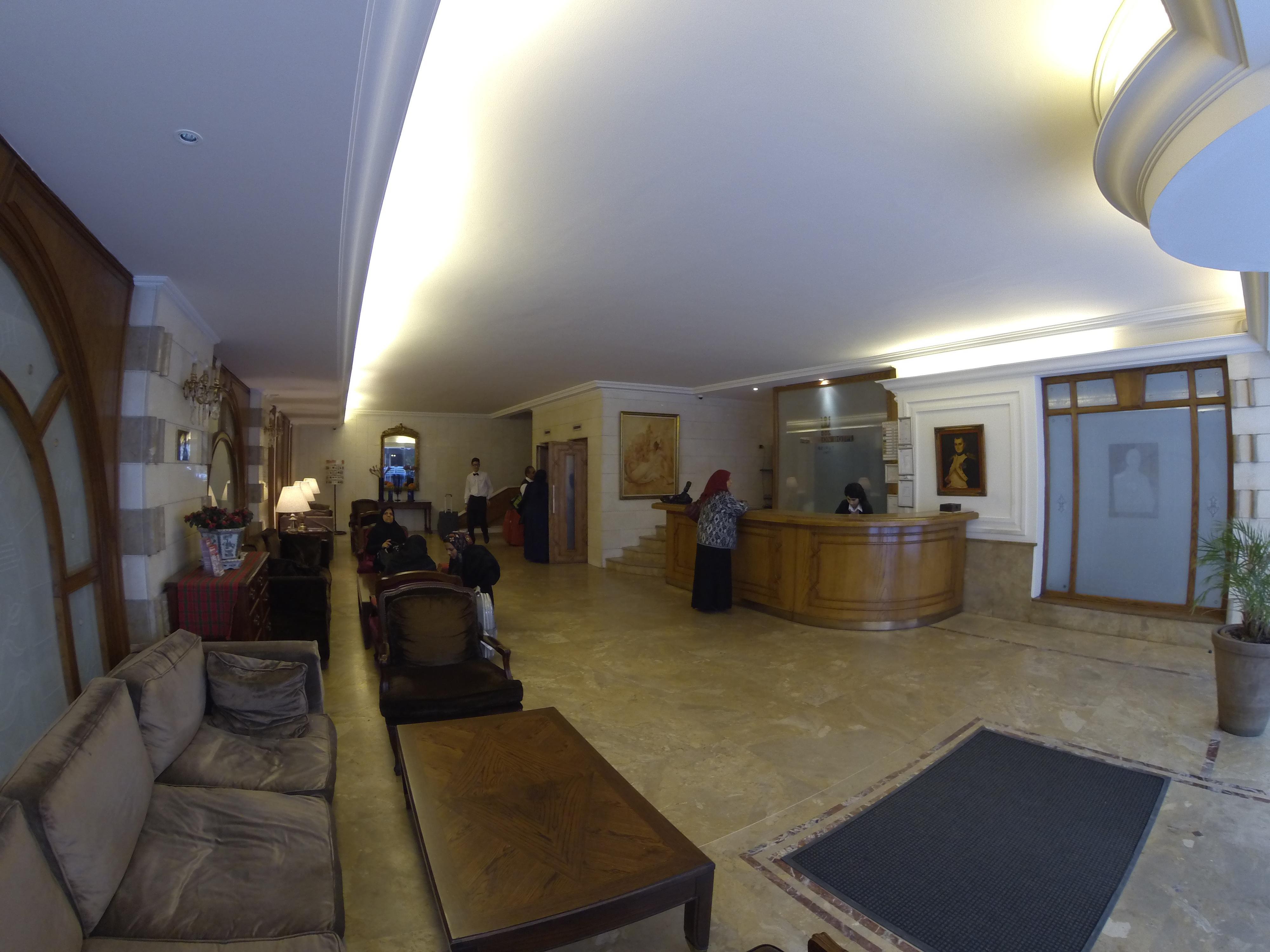 Napoleon Hotel Beiroet Buitenkant foto